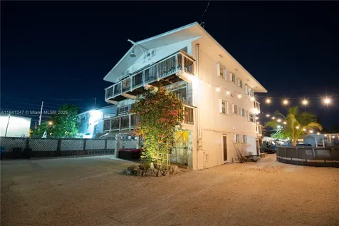 440-442 48th Street Ocean Marathon FL 33050
