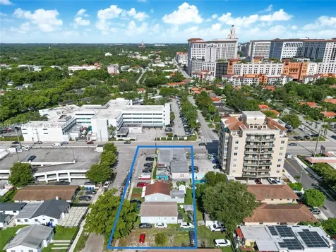 2537 SW 37th Avenue Miami FL 33133
