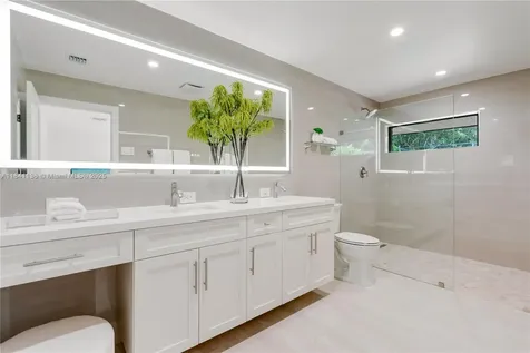 15750 SW 82nd Avenue Palmetto Bay FL 33157