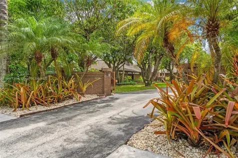 15750 SW 82nd Avenue Palmetto Bay FL 33157