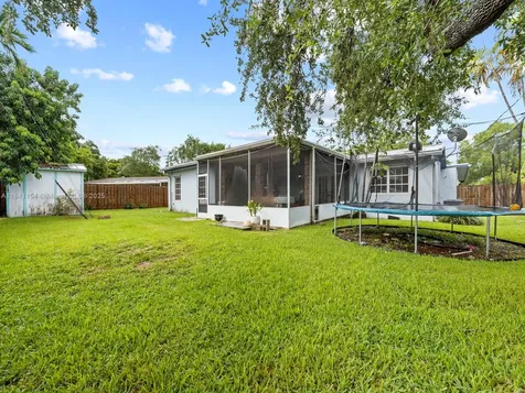 19711 Whispering Pines Road Cutler Bay FL 33157