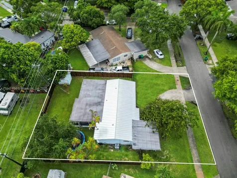 19711 Whispering Pines Road Cutler Bay FL 33157