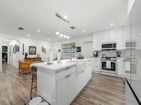 19711 Whispering Pines Road Cutler Bay FL 33157