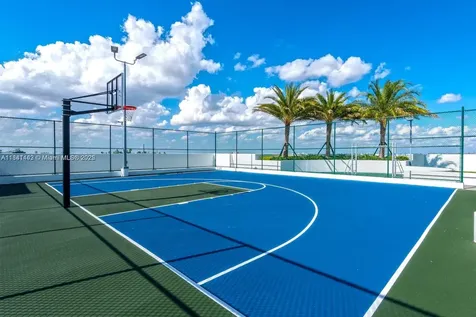 16385 Biscayne Boulevard North Miami Beach FL 33160