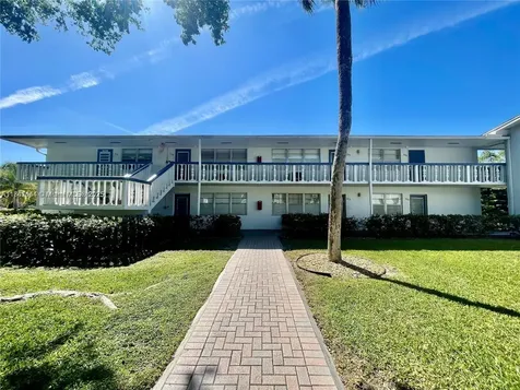 337 Durham J Deerfield Beach FL 33442
