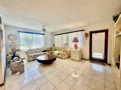 337 Durham J Deerfield Beach FL 33442