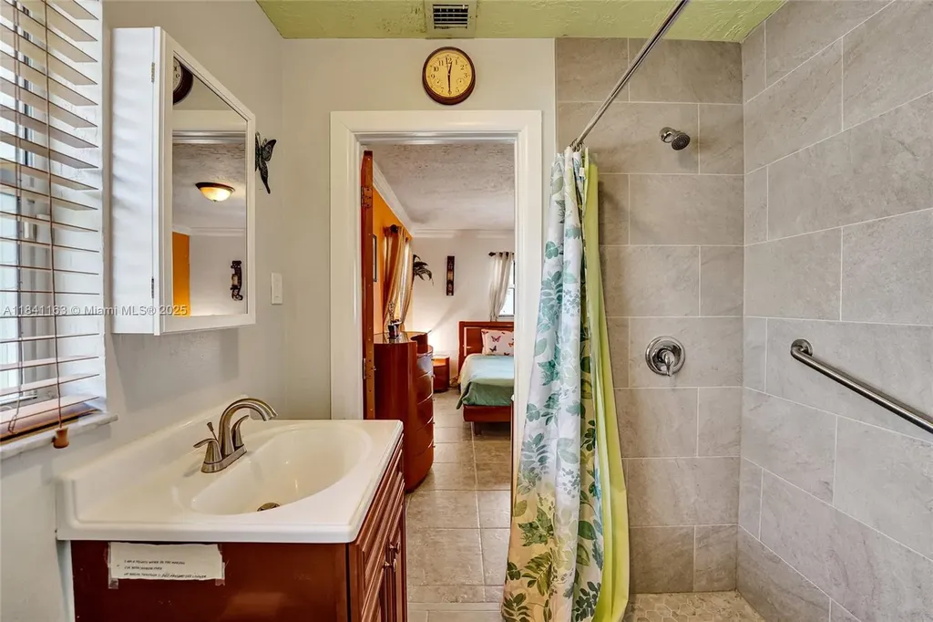 2751 NW 24th Court Fort Lauderdale FL 33311