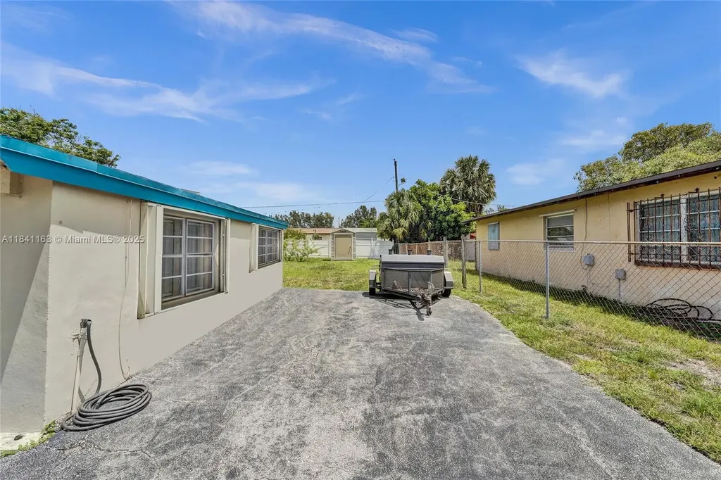 2751 NW 24th Court Fort Lauderdale FL 33311