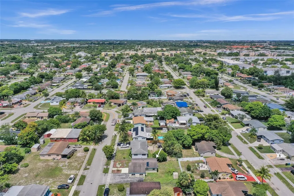 2751 NW 24th Court Fort Lauderdale FL 33311