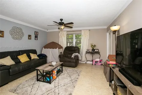 5160 SW 40th Avenue Dania Beach FL 33314