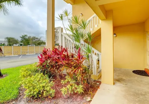 5160 SW 40th Avenue Dania Beach FL 33314
