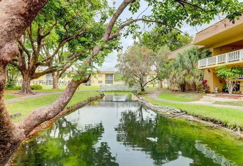 5160 SW 40th Avenue Dania Beach FL 33314