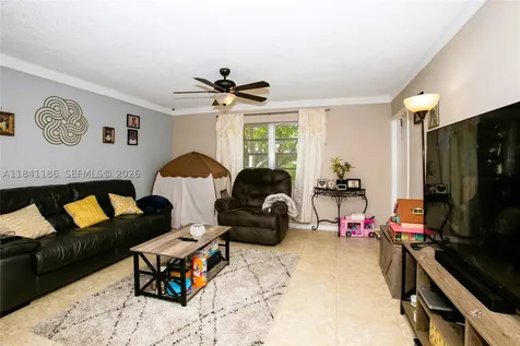 5160 SW 40th Avenue Dania Beach FL 33314