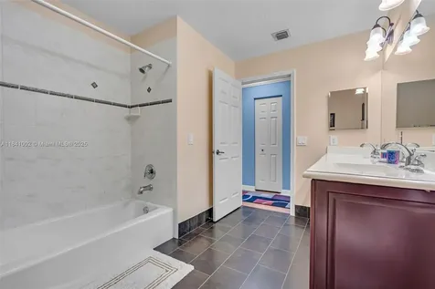11331 NW 64th Terrace Doral FL 33178