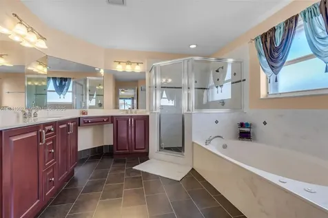 11331 NW 64th Terrace Doral FL 33178