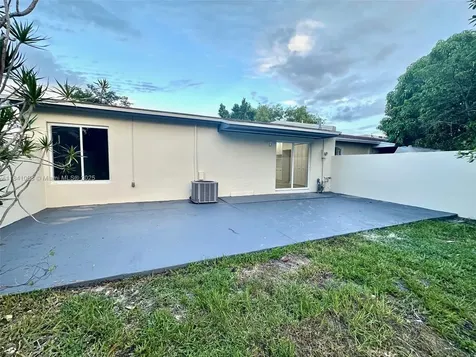 2869 NW 197th Terrace Miami Gardens FL 33056