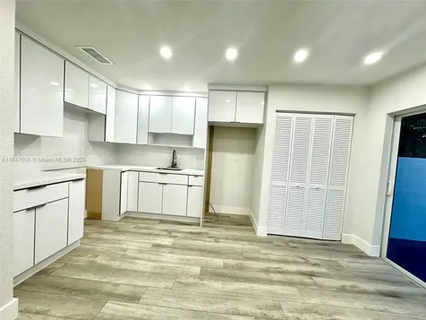 2869 NW 197th Terrace Miami Gardens FL 33056