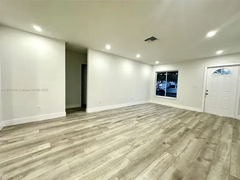 2869 NW 197th Terrace Miami Gardens FL 33056