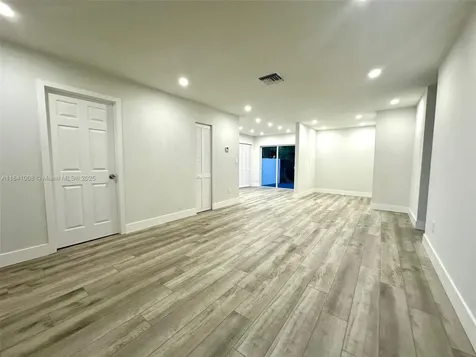 2869 NW 197th Terrace Miami Gardens FL 33056