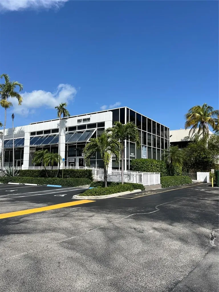 260 Crandon Boulevard Key Biscayne FL 33149