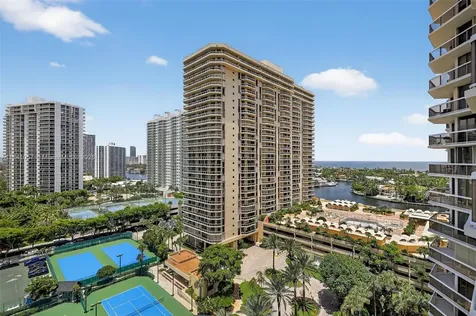 20185 E Country Club Drive Aventura FL 33180