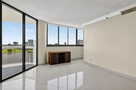 20185 E Country Club Drive Aventura FL 33180