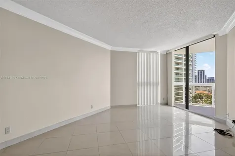 20185 E Country Club Drive Aventura FL 33180