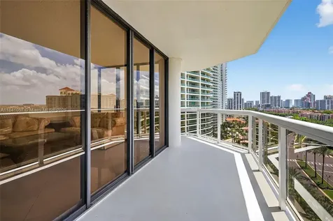 20185 E Country Club Drive Aventura FL 33180