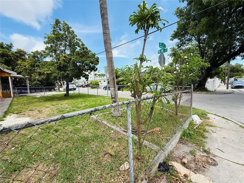 1873 SW 3rd Street Miami FL 33135