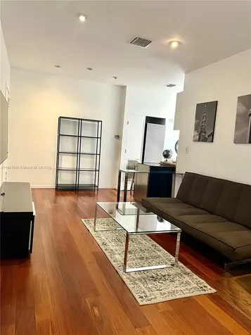 642 Michigan Avenue Miami Beach FL 33139