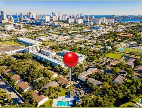 19200 NE 25th Avenue Miami FL 33180