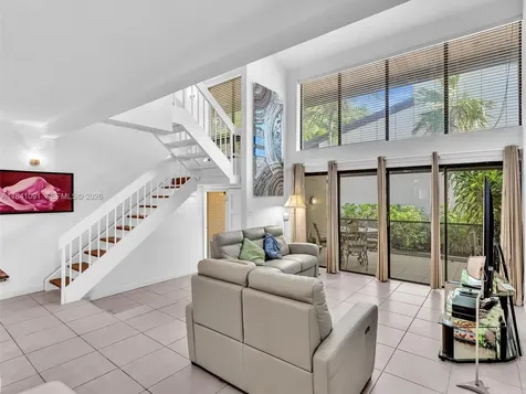 19200 NE 25th Avenue Miami FL 33180