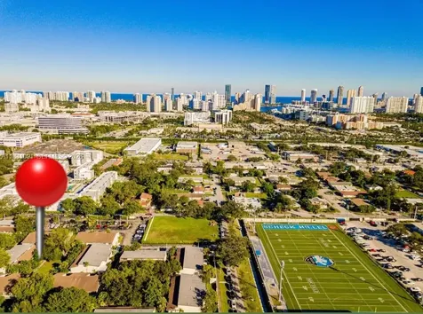 19200 NE 25th Avenue Miami FL 33180