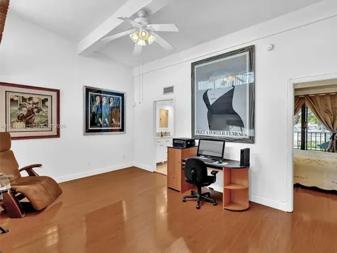 19200 NE 25th Avenue Miami FL 33180