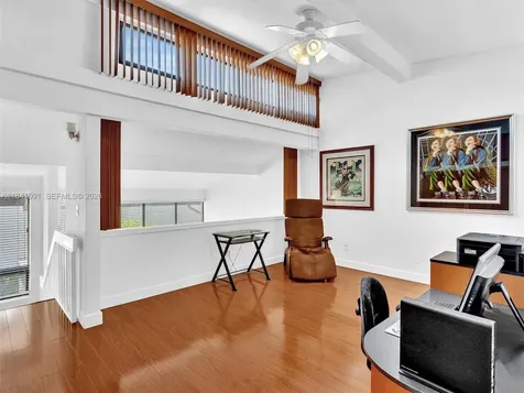 19200 NE 25th Avenue Miami FL 33180
