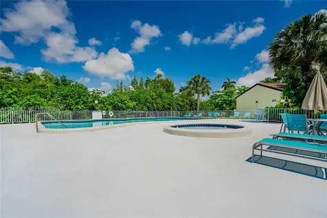 19200 NE 25th Avenue Miami FL 33180
