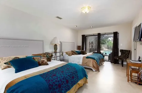 1000 E Cypress Drive Pompano Beach FL 33069