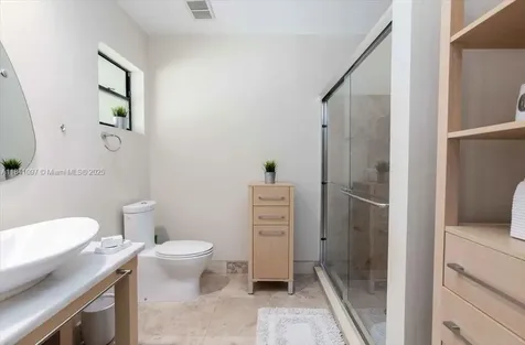 1000 E Cypress Drive Pompano Beach FL 33069