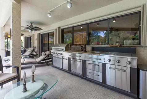 1000 E Cypress Drive Pompano Beach FL 33069