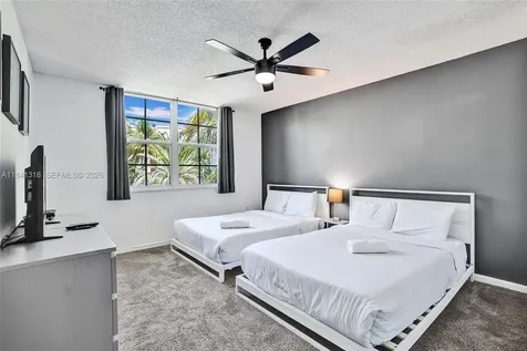 19701 E Country Club Drive Aventura FL 33180