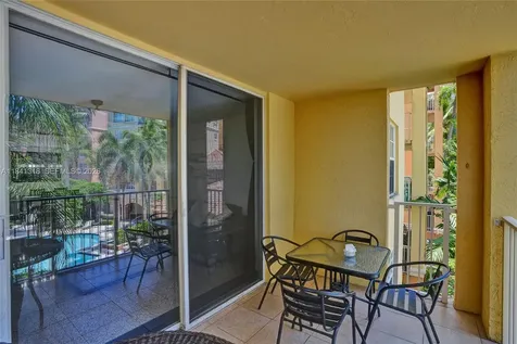 19701 E Country Club Drive Aventura FL 33180