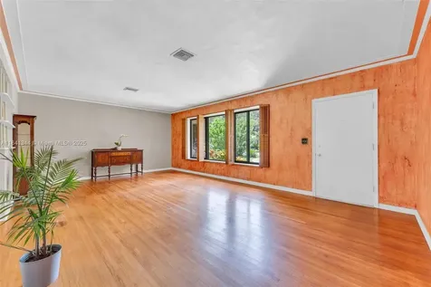 1044 NE 97th Street Miami Shores FL 33138