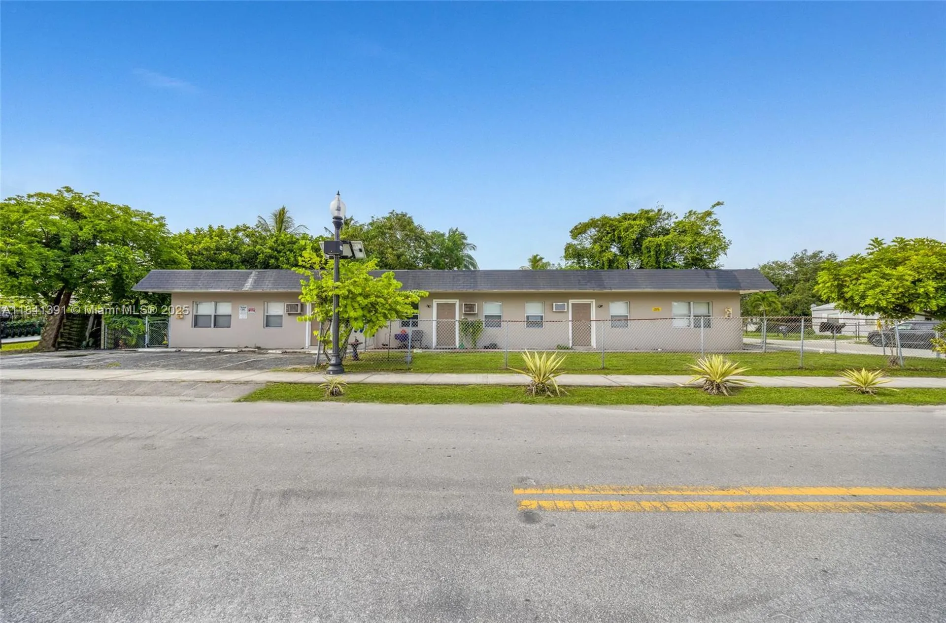 848 NW 2nd Avenue Fort Lauderdale FL 33311