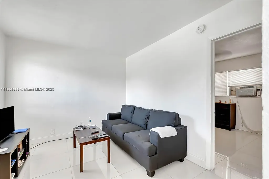 848 NW 2nd Avenue Fort Lauderdale FL 33311
