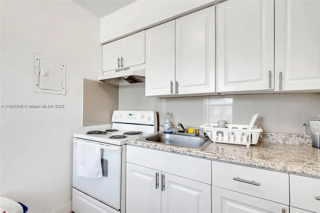 848 NW 2nd Avenue Fort Lauderdale FL 33311