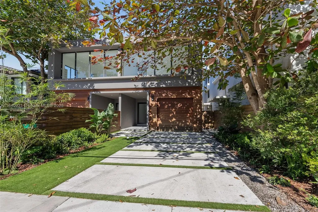 2984 Coconut Avenue Coconut Grove FL 33133