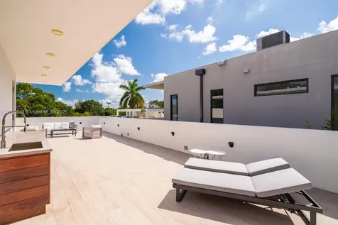 2984 Coconut Avenue Coconut Grove FL 33133