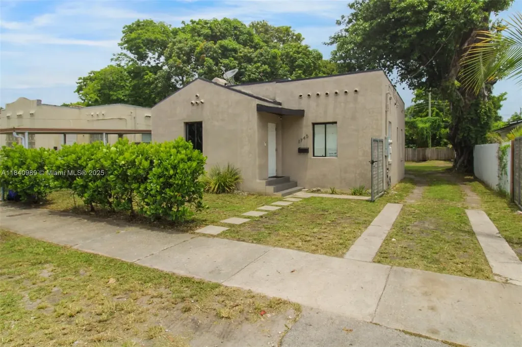1745 NW 49th Street Miami FL 33142