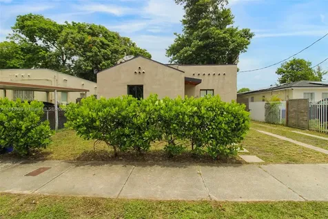1745 NW 49th Street Miami FL 33142