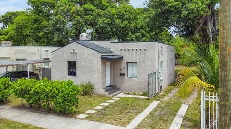 1745 NW 49th Street Miami FL 33142